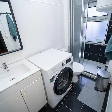 Chambre Dans Le Meilleur Emplacement Avec Balcon Lejlighed *
